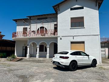 Casa privata con giardino