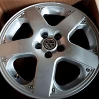 Cerchi in lega 16 pollici VW GOLF IV