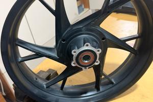 Cerchio anteriore Benelli 752s