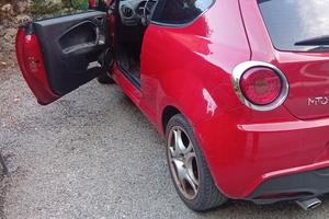 alfa romeo mito rossa
