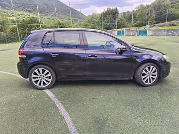 VOLKSWAGEN Golf 1.6 5p. Highline BiFuel anno 2010