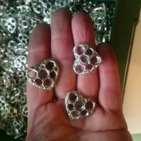 Ciondoli cuore in metallo, lunghezza cm 3