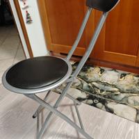 sgabello pieghevole con schienale 