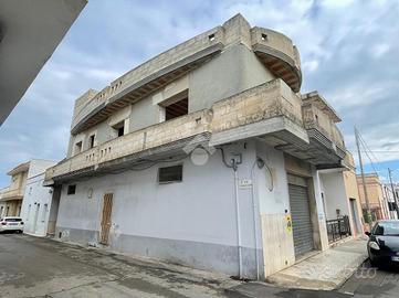 CASA INDIPENDENTE A RACALE