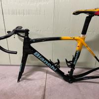 Telaio bianchi oltre Oropa