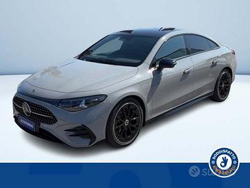 Mercedes-Benz CLA 200 Automatic Coupé AMG Line