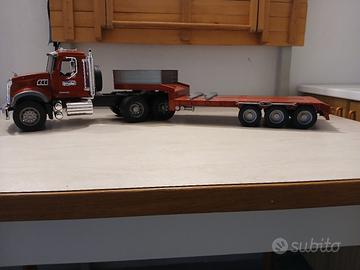 Camion con rimorchio