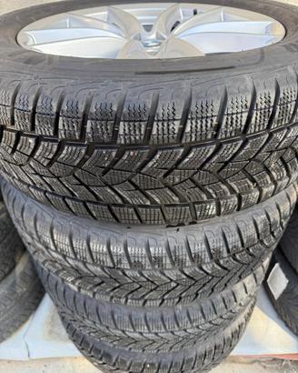 CERCHI +GOMME INVERNALI BMW X3 GOODYEAR 225/60/18
