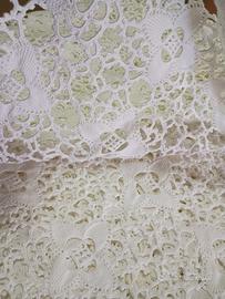 Copriletto matrimoniale lavorato a mano