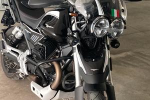 Moto Guzzi v85 Guardia D'onore