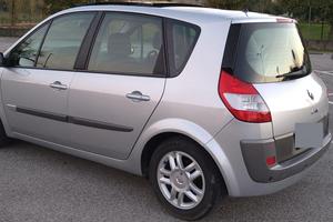 Renault Scenic 2.0 16v Exception proactive