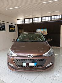 Hyundai i20 1.2 benzina 2015 CON GARANZIA