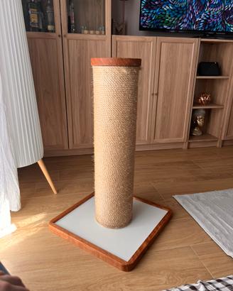 Colonna tiragraffi sisal