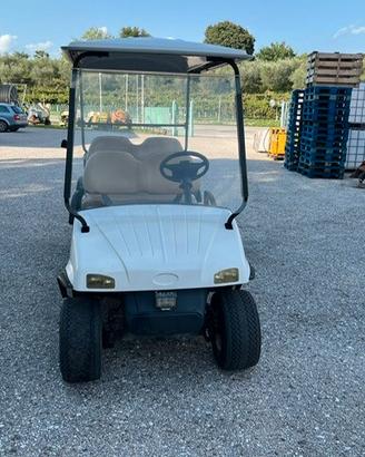 GOLF CAR
