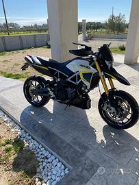 Aprilia dorsoduro