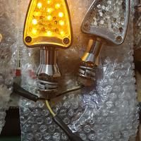 Frecce Yamaha Dragstar 4 pezzi con staffa ant.