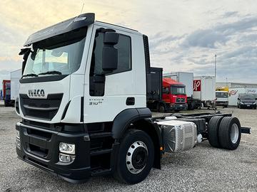 Iveco Stralis hiway 190s31 Euro 6 passo 4200