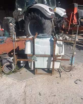 Pompa irrorante  per viti
