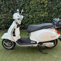 Vespa piaggio 310 gts super