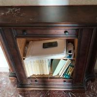 mobile ingresso antico in legno 