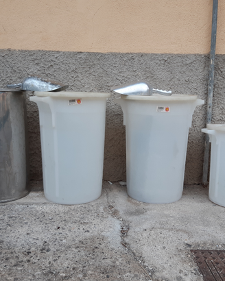 Contenitori farina sessola