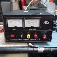 Due alimentatori stabilizzati da laboratorio Zetag