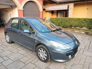 Peugeot 307 1.400 16V 5P XT