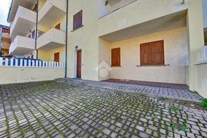 3 LOCALI A VALLEDORIA