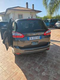 Ford c-max 2017 1600 cilindrata