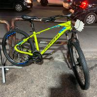 Bici 27,5 Montana  Urano( idraulica)