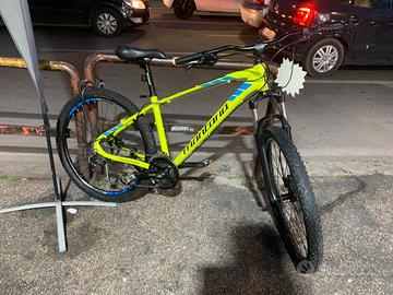 Bici 27,5 Montana  Urano( idraulica)