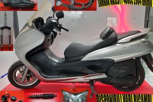YAMAHA MAJESTY 400cc 2004 x RICAMBI