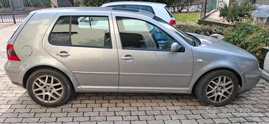 golf 4 1600 benzina
