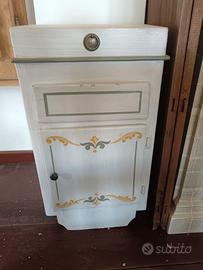 Mobiletto/tagliere Decorato