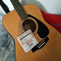 Chitarra Yamaha folk