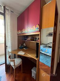 Mobile composto: armadio, libreria e scrivania