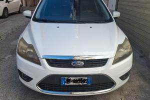 Ford Focus 1.6 110cv
