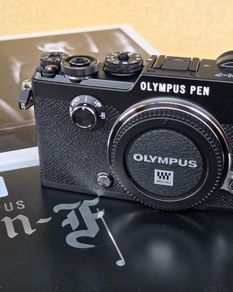 Olympus Pen F 
