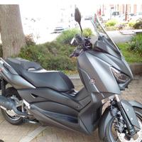 Yamaha xmax 250