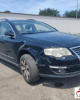 VW PASSAT VARIANT 3C5 1.9 TDI 105CV Ricambi
