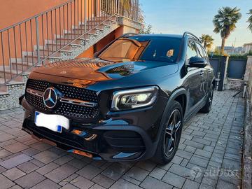 Mercedes GLB
