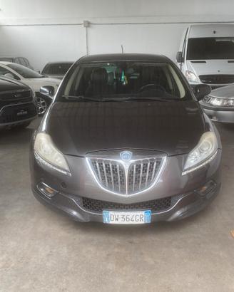 Lancia Delta 1.9 MJT Twinturbo DPF Oro