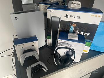 Ps5 con due joystick e cuffie Bluetooth originali