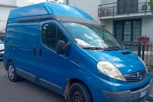 OPEL VIVARO VAN