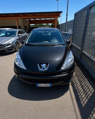 Peugeot 207 1.4 Anno 2007