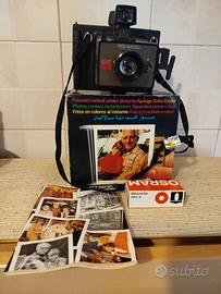 Polaroid EE 44 a sviluppo istantaneo 