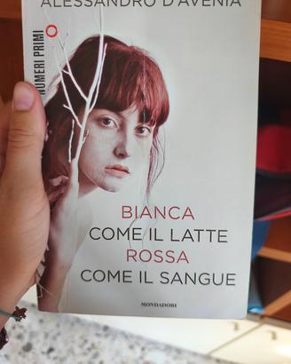 bianca come il latte rossa come il sangue