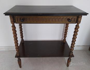 Mobiletto vintage con cassetto usato 