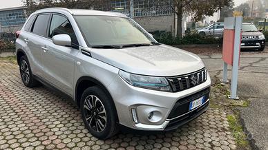 Suzuki Vitara 1.4 Hybrid Top