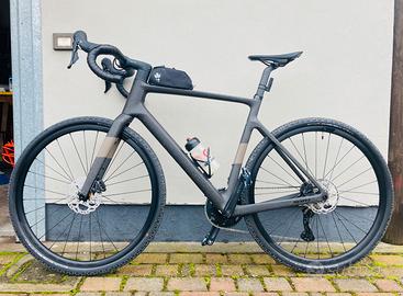 Bicicletta scott addict gravel 40 black L56